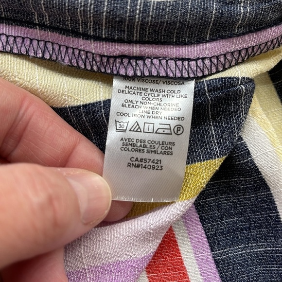 Loft Women's Blue Multicolor Striped Shirred Peplum Cami Tank Top Blouse - Picture 11 of 12